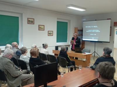 Spotkanie autorskie seniorów z Marią Raksimowicz-Skibińską