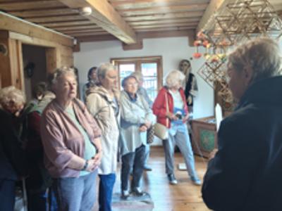 Podróż w czasie – wizyta Klubu Seniora w Muzeum Kultury Ludowej w Węgorzewie
