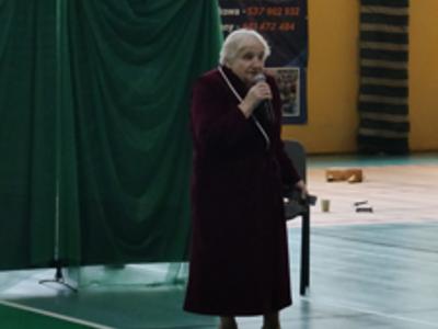 „Międzypokoleniowy festyn w Węgorzewie – wspólna zabawa seniorów i najmłodszych”