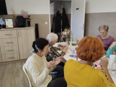 Piękno w każdym wieku – zajęcia z wizażu dla Seniorów💋💄