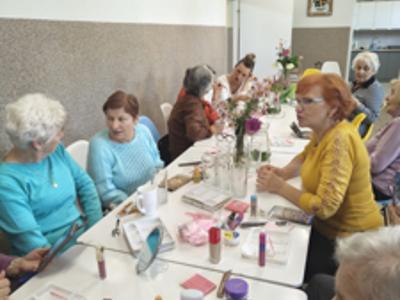 Piękno w każdym wieku – zajęcia z wizażu dla Seniorów💋💄