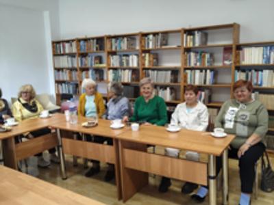 Spotkanie z poezją Wisławy Szymborskiej – „Pół żartu, pół serio”