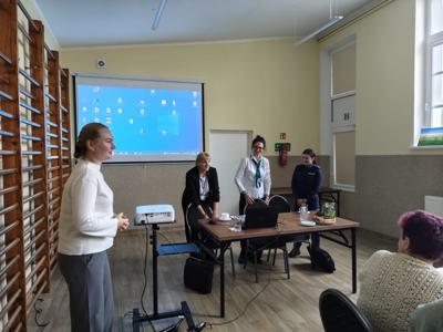 Spotkanie z Policją i ZUS w Klubie Seniora – o bezpieczeństwie osób starszych