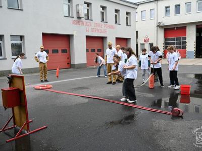 Profilaktyczno-edukacyjna gra terenowa ,,Razem Pomagamy”