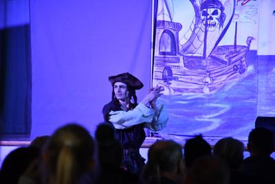 Spektakl teatralny dla dzieci w wykonaniu grupy Krak-ART