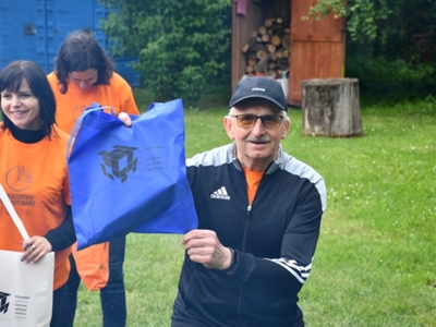 Rozdanie upominków uczestnikom Eko Rajdu Rowerowego