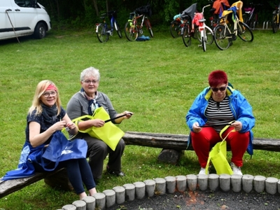 Rozdanie upominków uczestnikom Eko Rajdu Rowerowego