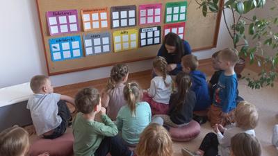 Przedszkolaki z Dusznik z wizytą w bibliotece