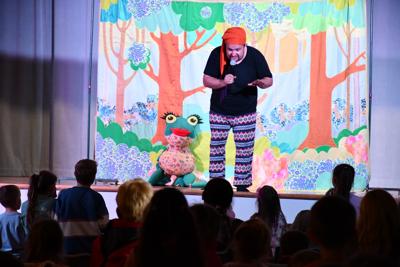 Tydzień Bibliotek - Spektakl teatralny dla dzieci w wykonaniu grupy Blaszany Bębenek
