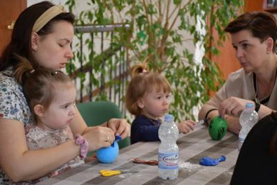 W krainie kolorów - zajęcia edukacyjne dla dzieci z opiekunami