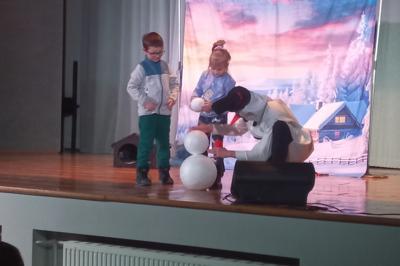 Bałwanek ze śniegu - spektakl dla dzieci