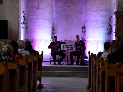 Duet akordeonowy BAYAN BROTHERS w Kościele Ewangelickim