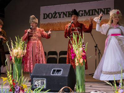 Dożynki Gminne 2021 - występ w wykonaniu teatru "HALS"