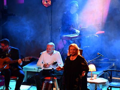 Stanisława Celińska z zespołem pod kierownictwem Macieja Muraszko