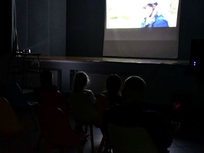 Seans filmowy dla całej rodziny "Operacja. Człowiek w czerni"