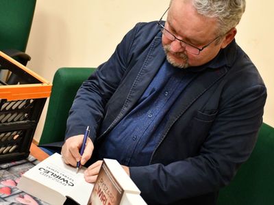 Spotkanie autorskie z Ryszardem Ćwirlejem