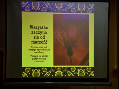 Prezentacja multimedialna wyświetlana podczas spotkania autorskiego z Martą Konek