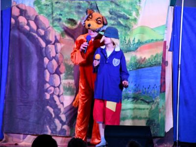Aktorzy studia teatralnego na dusznickiej scenie