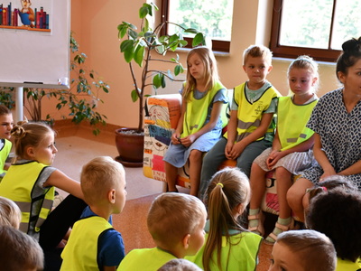 Przedszkolaki z wizytą w bibliotece