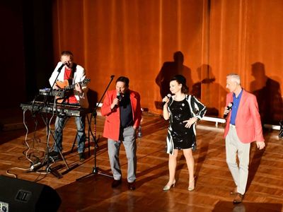 Artyści teatru HALS
