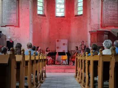 UpBeat Quartet w kościele ewangelickiem podczas koncertu