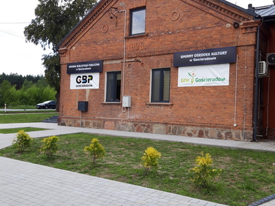 Widok na zabytkowy budynek od strony ulicy Hrabiego Eligiusza Suchodolskiego [400x300]