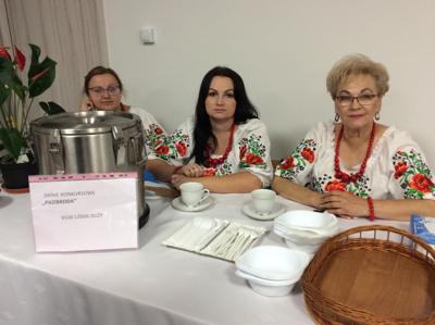 stoisko z potrawą konkursową Koła Gospodyń Wiejskich w Liśniku Dużym