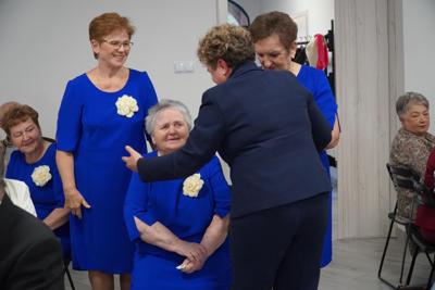 Życzenia składa Elżbieta Spyra - dyrektor Domu Pomocy Społecznej im. Eligiusza Suchodolskiego w Gościeradowie.