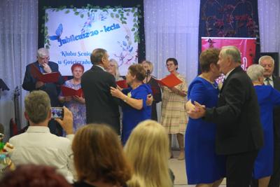 Zabawa taneczna.