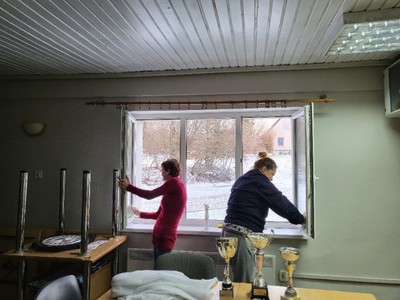 Porządki robione przez uczestniczki projektu Program Aktywności Lokalnej