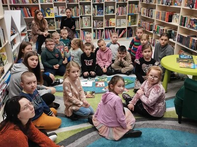 grupowe zdjęcie dzieci