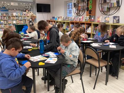 warsztaty w bibliotece koralikowe prasowanki