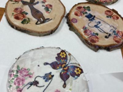 Warsztaty decoupage w bibliotece