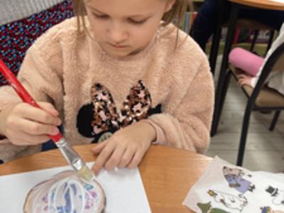 Warsztaty decoupage w bibliotece