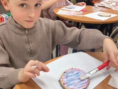 Warsztaty decoupage w bibliotece