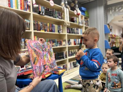 odwiedziny przedszkolaków  w bibliotece