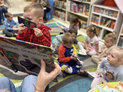 odwiedziny przedszkolaków  w bibliotece