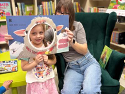 odwiedziny przedszkolaków  w bibliotece