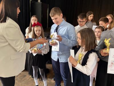 uczestnicy turnieju recytatorskiego