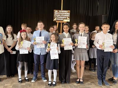 uczestnicy turnieju recytatorskiego
