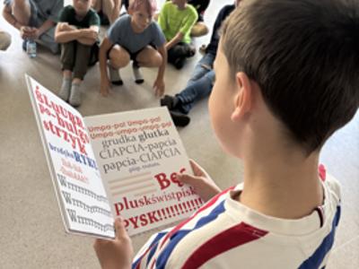 Zajęcia dla dzieci -zabawy z książką