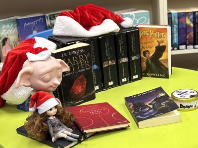 książki na stoliku