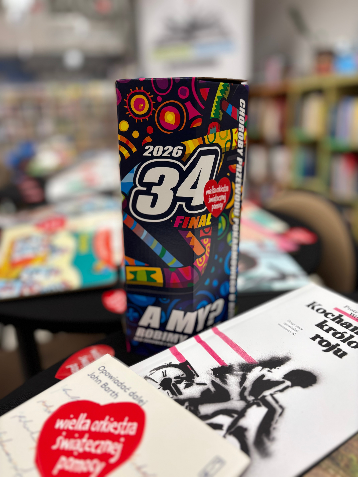 puszka WOŚP w bibliotece