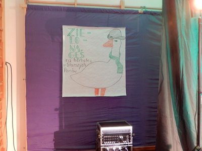 Zdjęcie przedstawia plakat rysunkowy dotyczący Pocket Concert
