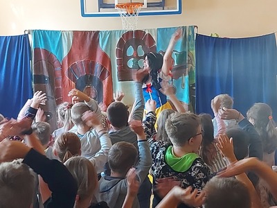 przedstawienie dla dzieci