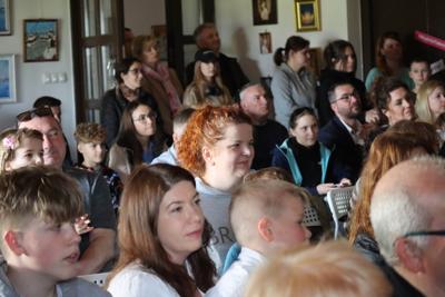 Uradowana publiczność Kuźni Talentów