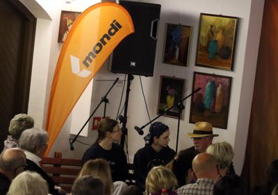 Mondi Warszawa partner spektaklu teatralnego Remont w Powozownia Radziejowice