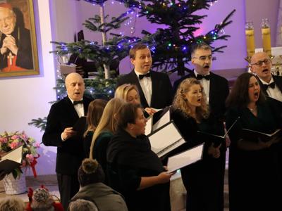 Grodziski Chór Cantata. Noworoczny koncert w pełnej harmonii i muzycznym uniesieniu.