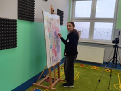 Uczniowie ze Szkoły Podstawowej w Radziejowicach w projekcie Formy Podstawowe