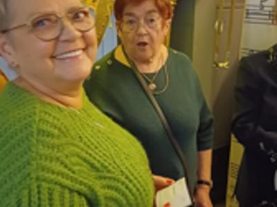 Seniorzy z Radziejowic w Teatrze Roma